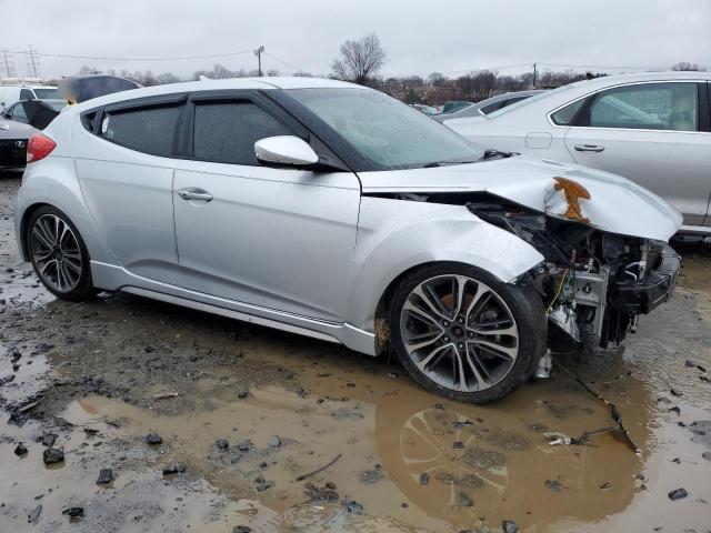 Hyundai VELOSTER Turbo Image 11