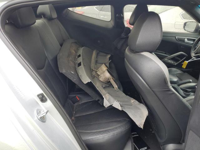 Hyundai VELOSTER Turbo Image 8