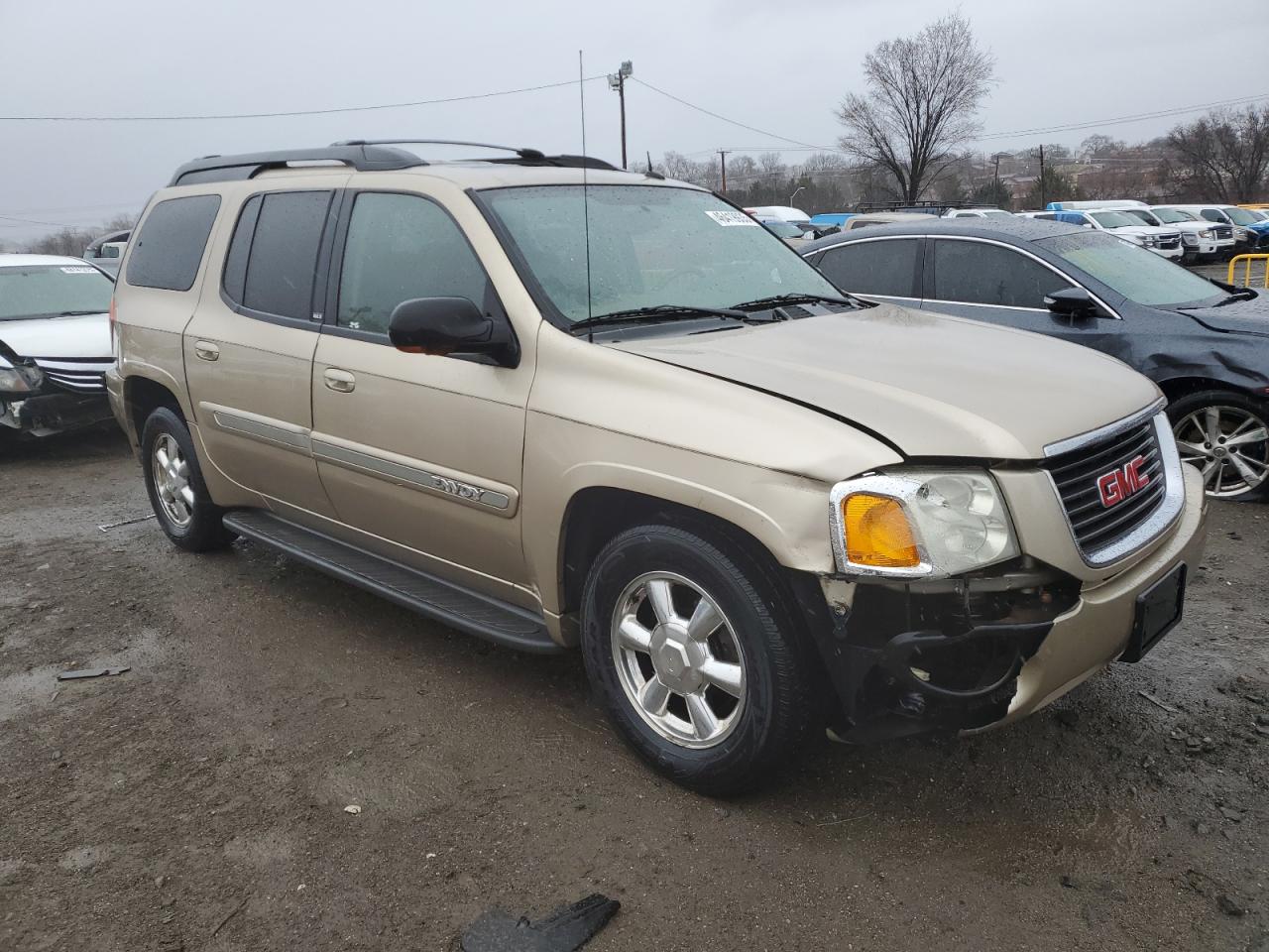 GMC Envoy Xl Image 12