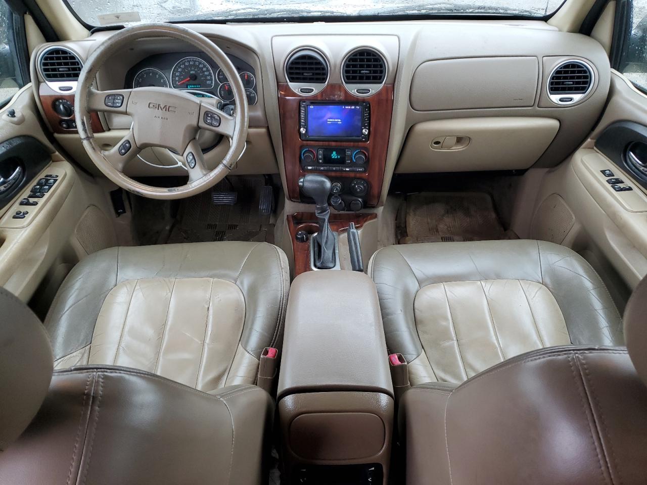 GMC Envoy Xl Image 7