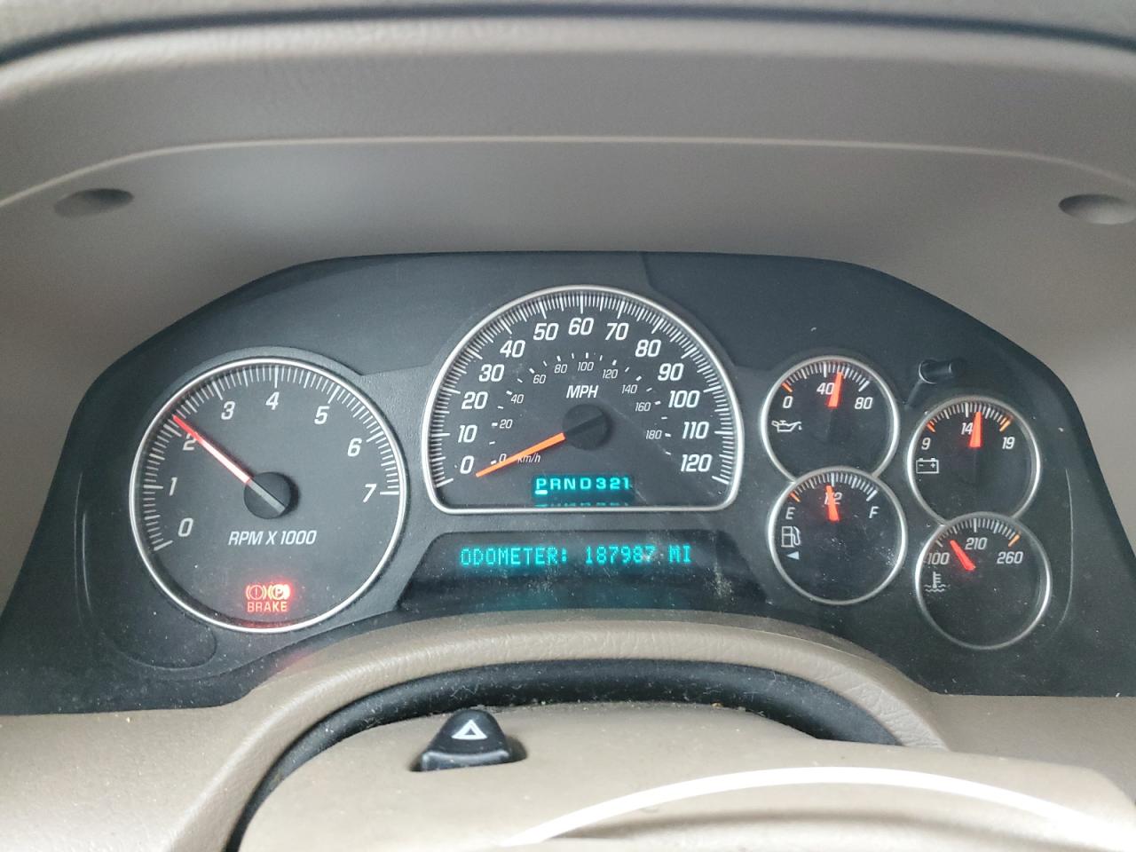 GMC Envoy Xl Image 13