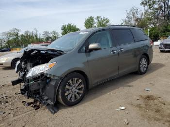 Salvage Toyota Sienna