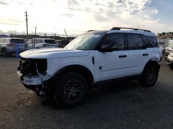  Salvage Ford Bronco