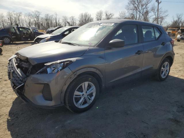  Salvage Nissan Kicks