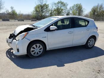  Salvage Toyota Prius
