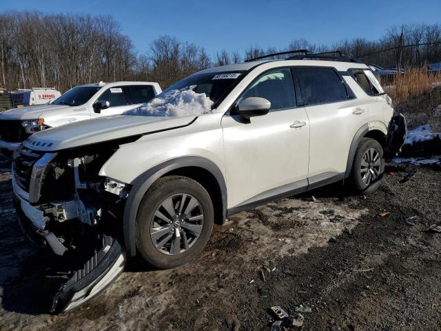  Salvage Nissan Pathfinder