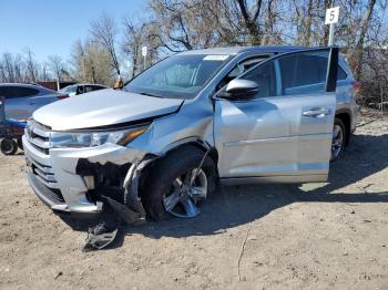  Salvage Toyota Highlander