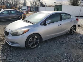 Salvage Kia Forte