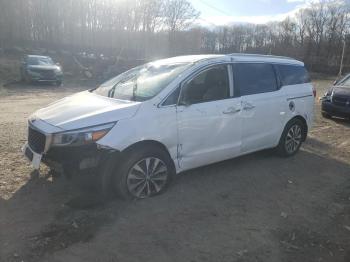  Salvage Kia Sedona