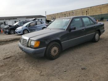 Salvage Mercedes-Benz 300-Class