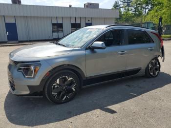  Salvage Kia Niro