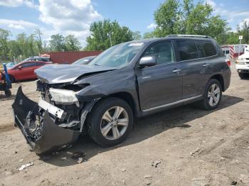  Salvage Toyota Highlander