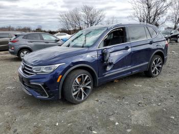  Salvage Volkswagen Tiguan