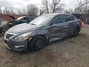  Salvage Nissan Altima
