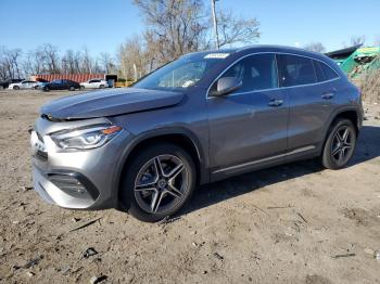  Salvage Mercedes-Benz GLA