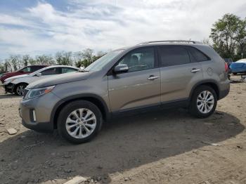  Salvage Kia Sorento
