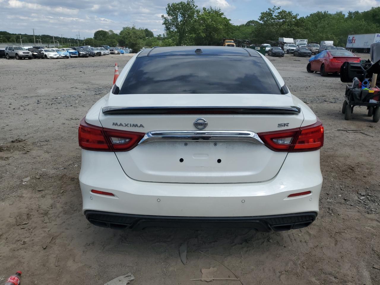 Nissan Maxima Sr Image 8