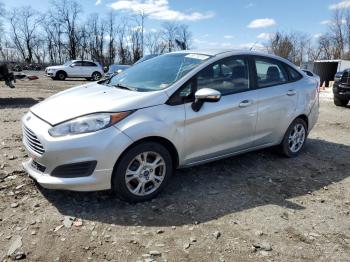  Salvage Ford Fiesta