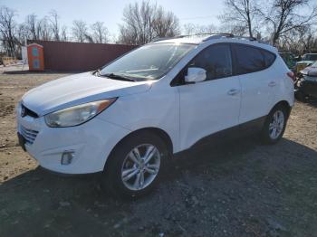  Salvage Hyundai TUCSON