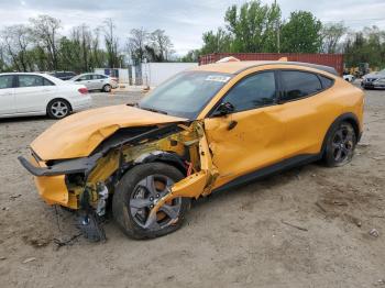  Salvage Ford Mustang