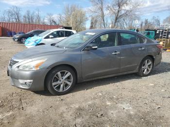  Salvage Nissan Altima