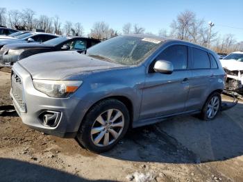  Salvage Mitsubishi Outlander