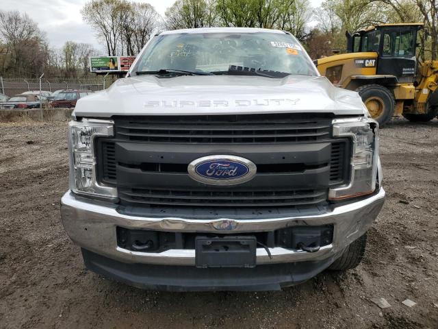 Ford F-350 Super Duty Image 8