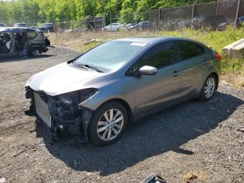  Salvage Kia Forte