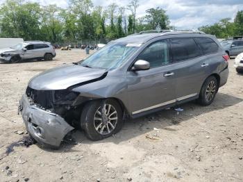  Salvage Nissan Pathfinder
