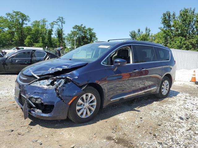  Salvage Chrysler Pacifica