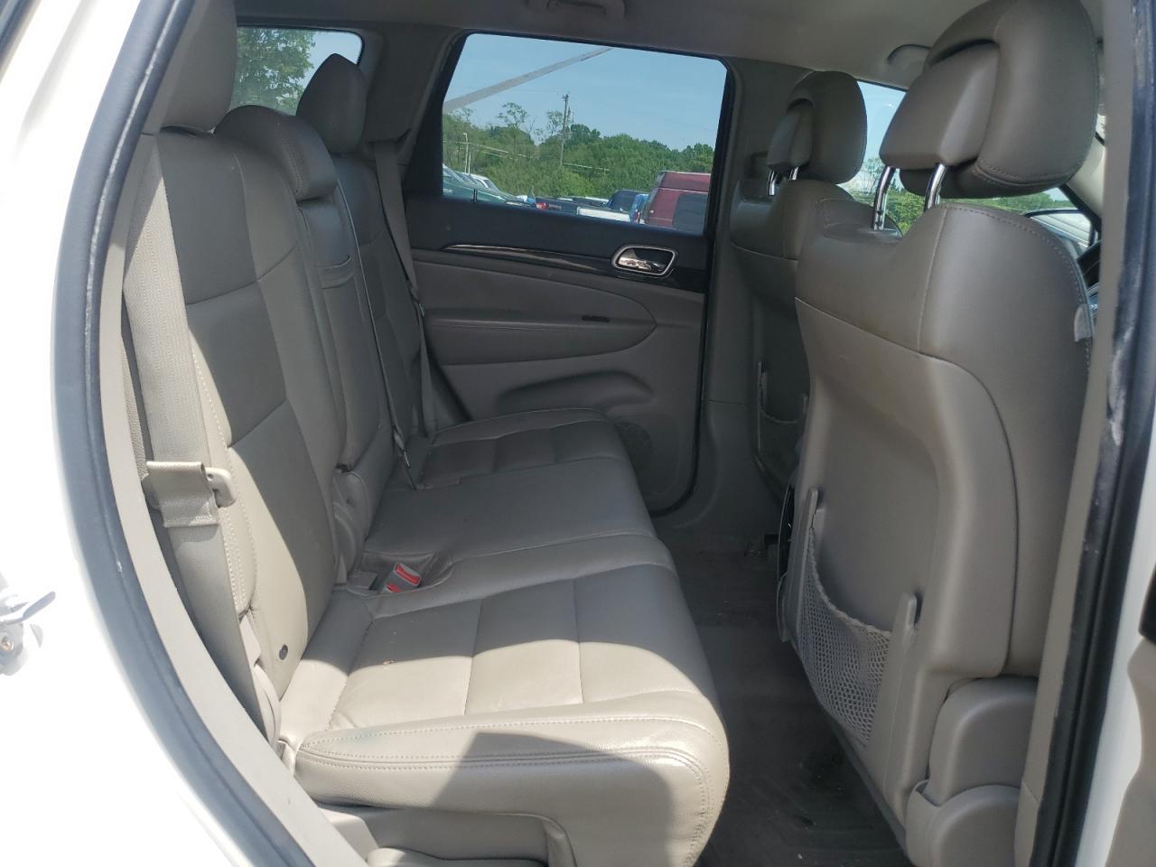 Jeep Grand Cherokee Laredo Image 10