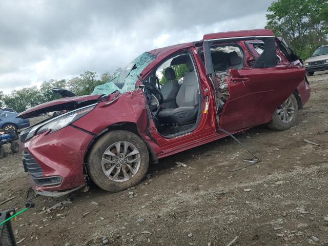  Salvage Toyota Sienna
