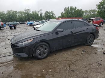  Salvage Hyundai ELANTRA