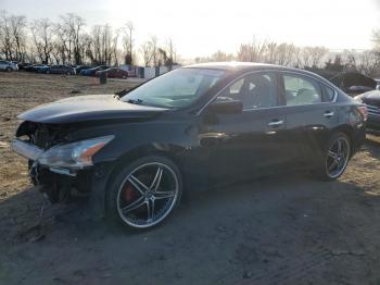  Salvage Nissan Altima