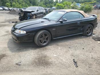  Salvage Ford Mustang