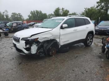  Salvage Jeep Grand Cherokee