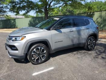  Salvage Jeep Compass