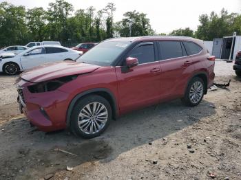  Salvage Toyota Highlander