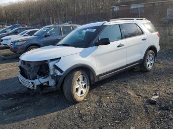  Salvage Ford Explorer