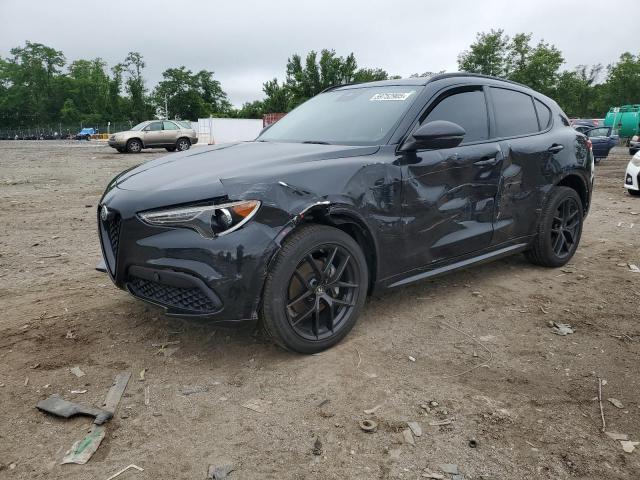  Salvage Alfa Romeo Stelvio