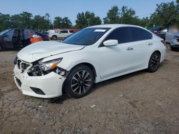  Salvage Nissan Altima