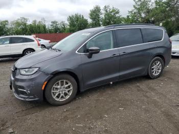  Salvage Chrysler Pacifica