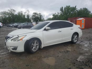  Salvage Nissan Altima