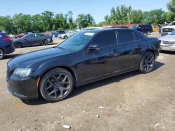  Salvage Chrysler 300