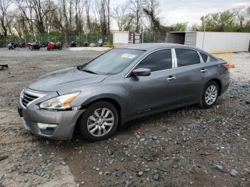  Salvage Nissan Altima