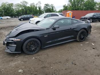 Salvage Ford Mustang