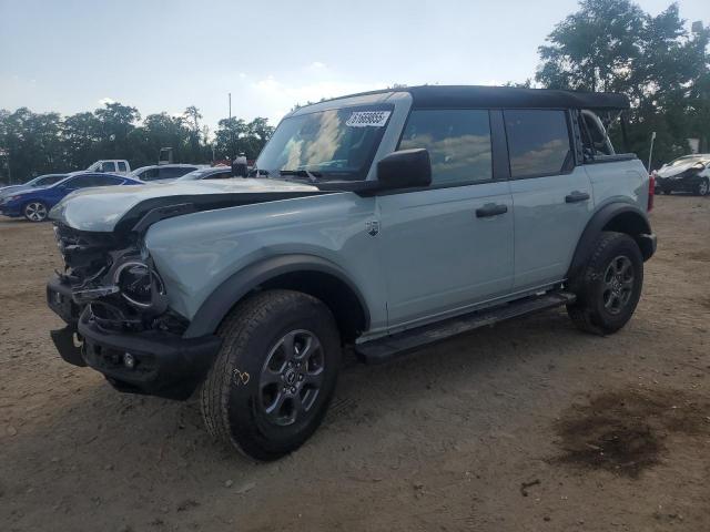  Salvage Ford Bronco