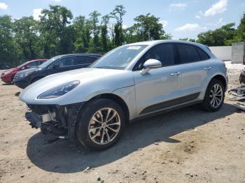  Salvage Porsche Macan Base