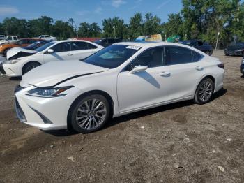  Salvage Lexus Es
