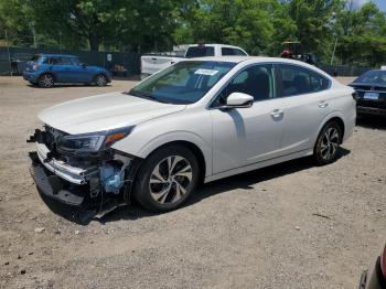  Salvage Subaru Legacy